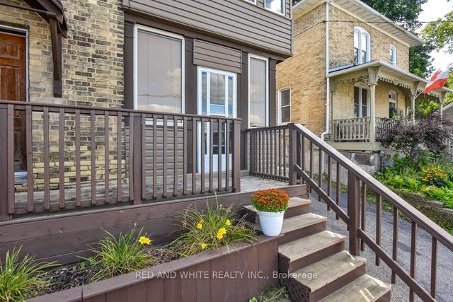 100 Queen St W, House detached with 4 bedrooms, 2 bathrooms and 3 parking in Cambridge ON | Image 32