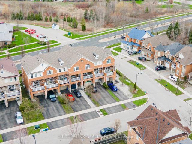 125 Chokecherry Cres, House attached with 3 bedrooms, 4 bathrooms and 4 parking in Markham ON | Image 29