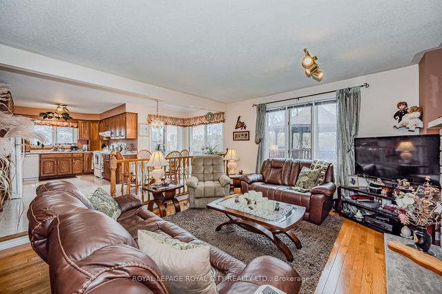 187 Municipal St, House detached with 3 bedrooms, 4 bathrooms and 4 parking in Guelph ON | Image 2