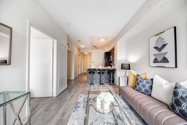 412 - 30 Roehampton Ave, Condo with 1 bedrooms, 1 bathrooms and 0 parking in Toronto ON | Image 23