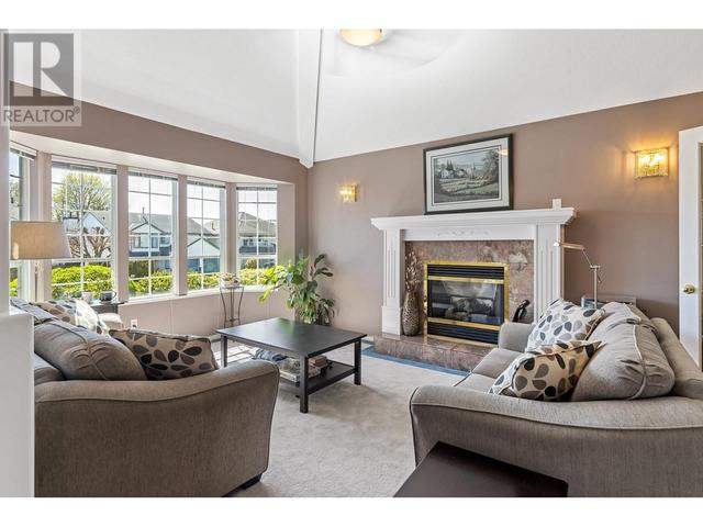 3315 Hyde Park Place, House detached with 5 bedrooms, 4 bathrooms and 6 parking in Coquitlam BC | Image 5