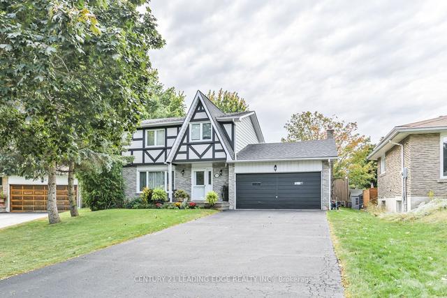 14 Sir Tristram Pl, House detached with 4 bedrooms, 2 bathrooms and 6 parking in Markham ON | Image 1