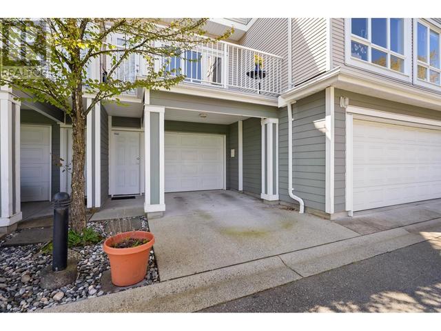2 - 13028 No. 2 Road, House attached with 2 bedrooms, 3 bathrooms and 2 parking in Richmond BC | Image 4