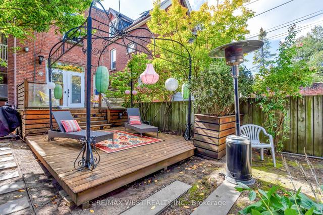 110 Marion St, House detached with 3 bedrooms, 3 bathrooms and 2 parking in Toronto ON | Image 6