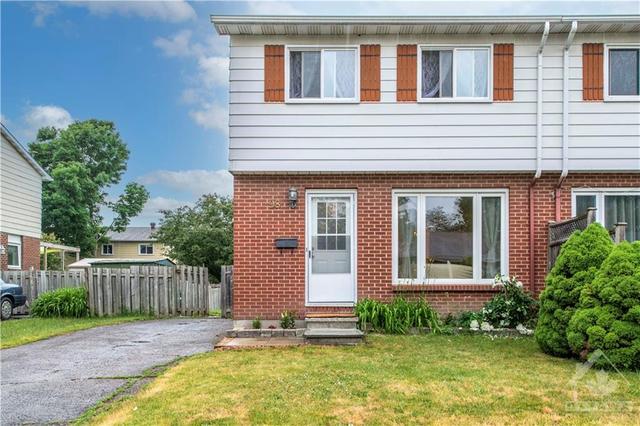 98 Morton Drive, Home with 3 bedrooms, 2 bathrooms and 3 parking in Ottawa ON | Image 1