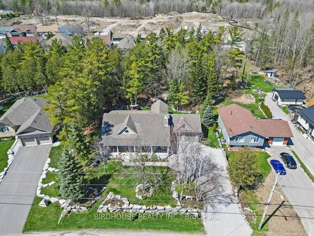 162 Riverside Dr, House detached with 2 bedrooms, 3 bathrooms and 8 parking in Kawartha Lakes ON | Image 34