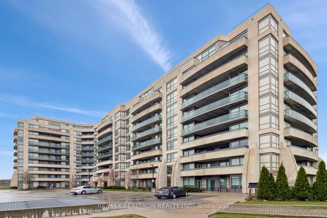 916 - 75 Norman Bethune Ave, Condo with 2 bedrooms, 2 bathrooms and 1 parking in Richmond Hill ON | Image 12