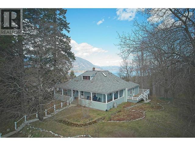 1651 2nd Avenue Ne, House detached with 4 bedrooms, 2 bathrooms and null parking in Salmon Arm BC | Image 47
