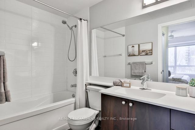 302 - 55 De Boers Dr, Condo with 1 bedrooms, 2 bathrooms and 1 parking in Toronto ON | Image 13