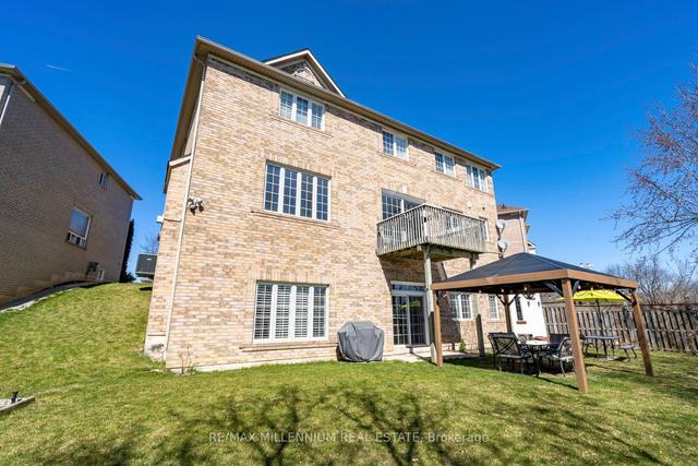 30 Maltby Crt, House detached with 5 bedrooms, 5 bathrooms and 6 parking in Brampton ON | Image 33