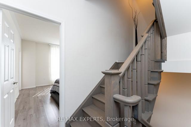 1 - 620 Rexdale Blvd, Townhouse with 3 bedrooms, 3 bathrooms and 1 parking in Toronto ON | Image 7