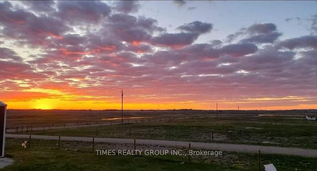 233055 Rge Rd 250, House detached with 2 bedrooms, 3 bathrooms and 14 parking in Wheatland County AB | Image 24