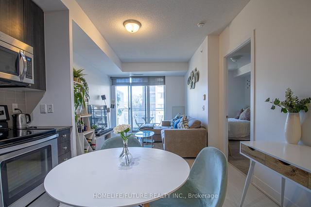 405 - 68 Merton St, Condo with 1 bedrooms, 2 bathrooms and 1 parking in Toronto ON | Image 3