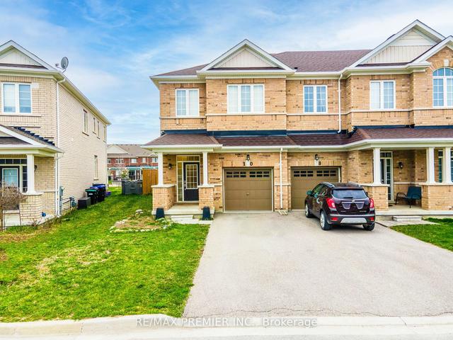 10 Angela St, House attached with 4 bedrooms, 4 bathrooms and 3 parking in Bradford West Gwillimbury ON | Image 1