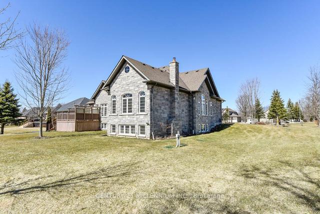 3 Castlewood Crt, House detached with 3 bedrooms, 4 bathrooms and 13 parking in Caledon ON | Image 33