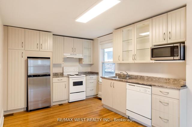 96 Roncesvalles Ave, House semidetached with 3 bedrooms, 3 bathrooms and 0 parking in Toronto ON | Image 27