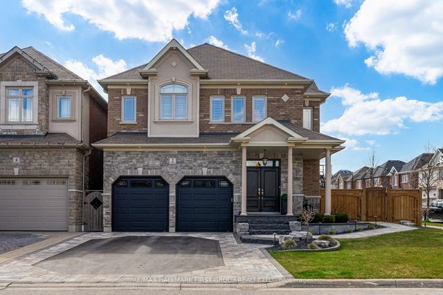 2 Debosky Crt, House detached with 4 bedrooms, 4 bathrooms and 6 parking in Whitby ON | Image 1
