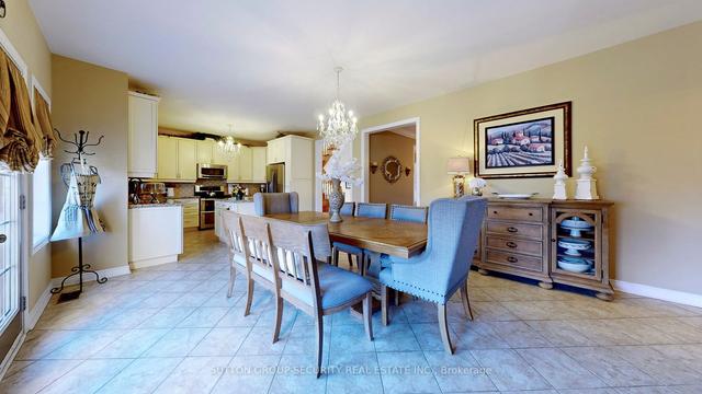 40 Meadow Ridge Crt, House detached with 4 bedrooms, 6 bathrooms and 8 parking in Vaughan ON | Image 2