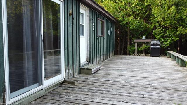 45 Baywatch Drive, House detached with 2 bedrooms, 1 bathrooms and 3 parking in Northern Bruce Peninsula ON | Image 9