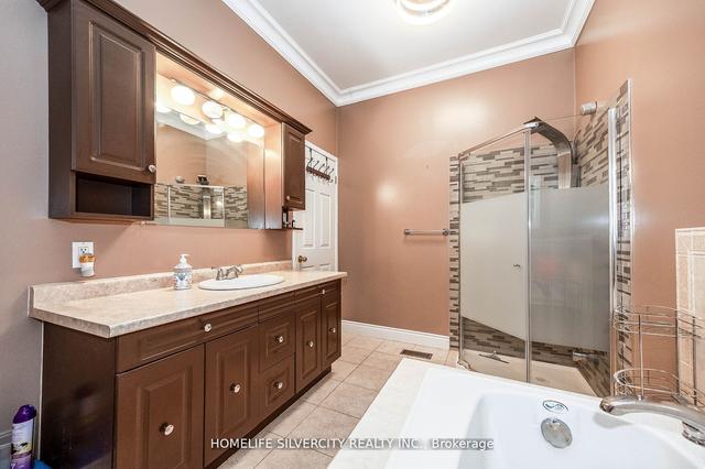 95 Elgin St S, House detached with 3 bedrooms, 2 bathrooms and 9 parking in Cambridge ON | Image 8