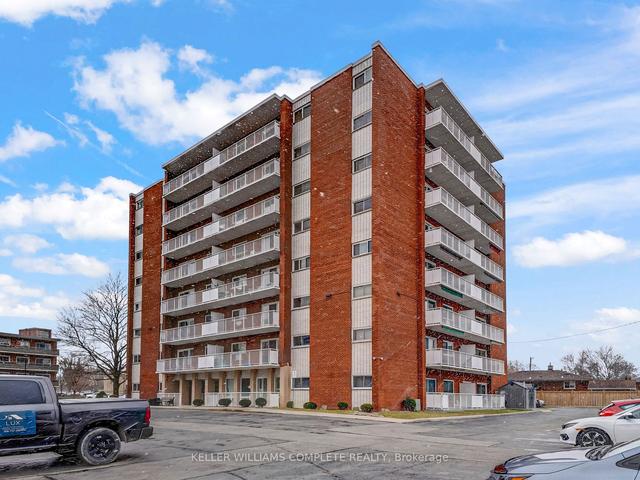 304 - 10 Woodman Dr S, Condo with 1 bedrooms, 1 bathrooms and 1 parking in Hamilton ON | Image 12