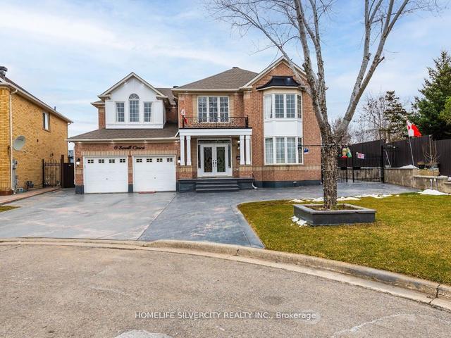 6 Small Crt, House detached with 4 bedrooms, 6 bathrooms and 8 parking in Brampton ON | Image 1