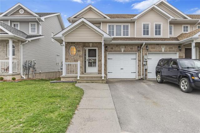 1564 Crimson Crescent, House attached with 3 bedrooms, 2 bathrooms and 2 parking in Kingston ON | Image 1