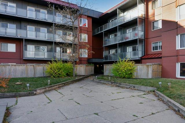 102 - 333 Garry Crescent Ne, Condo with 2 bedrooms, 1 bathrooms and 1 parking in Calgary AB | Image 7