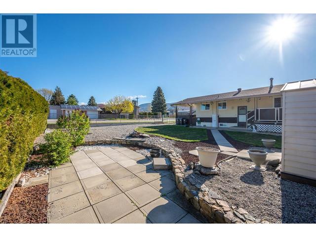 2515 Mckenzie Street, House detached with 3 bedrooms, 1 bathrooms and null parking in Penticton BC | Image 32