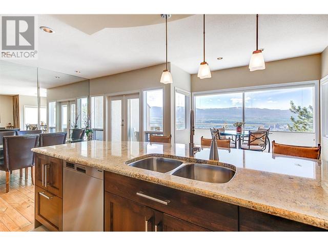 20 - 880 Christina Place, House attached with 4 bedrooms, 4 bathrooms and 4 parking in Kelowna BC | Image 27