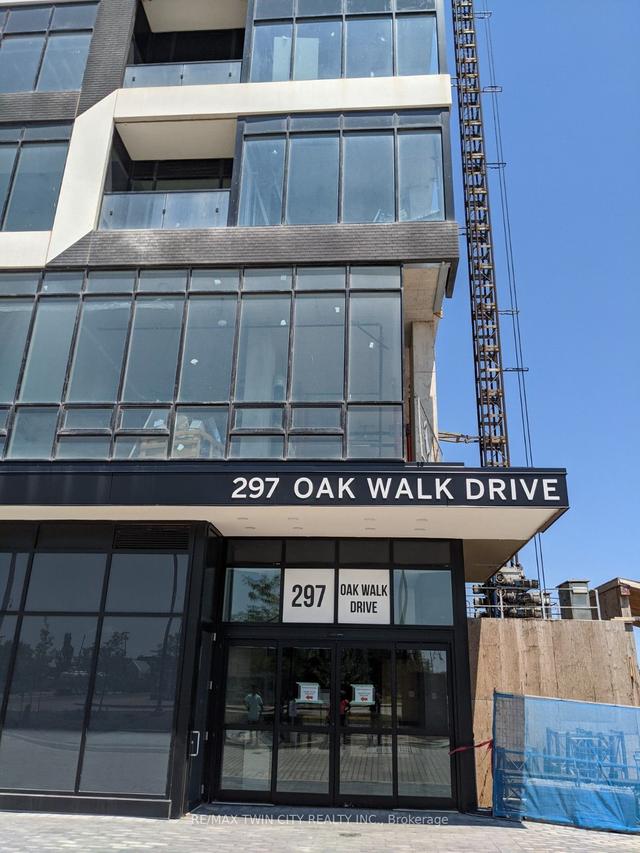 1307 - 297 Oak Walk Dr, Condo with 1 bedrooms, 1 bathrooms and 1 parking in Oakville ON | Image 9