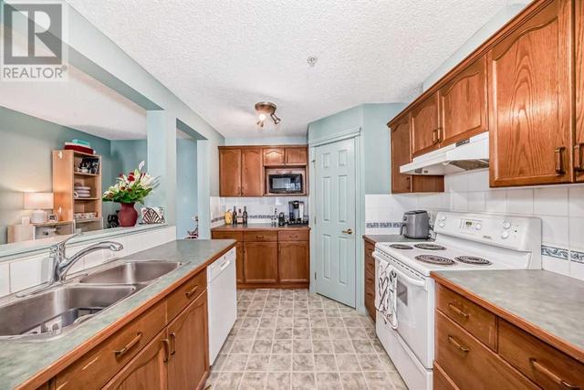 204, - 2212 34 Avenue Sw, Condo with 2 bedrooms, 2 bathrooms and 1 parking in Calgary AB | Image 16