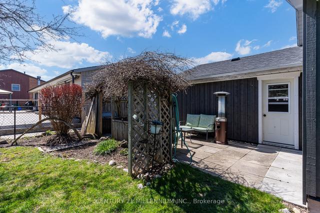45 Mcclellan Rd N, House detached with 3 bedrooms, 1 bathrooms and 7.5 parking in Caledon ON | Image 26