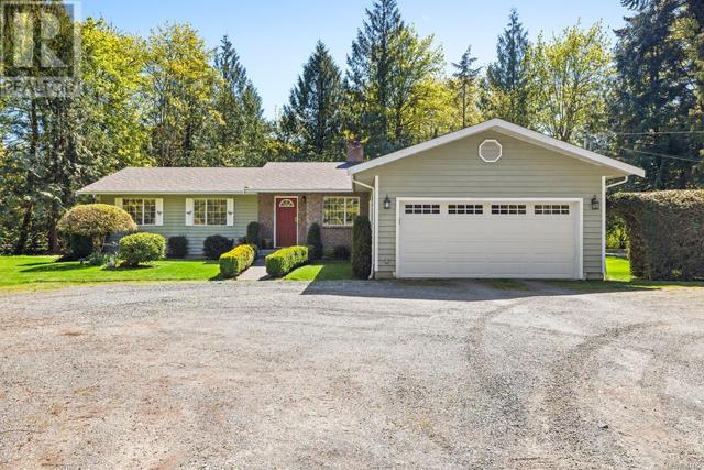 621 Cherry Point Rd, House detached with 3 bedrooms, 3 bathrooms and 2 parking in Cowichan Valley C BC | Image 2