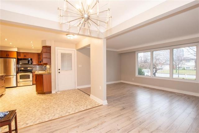 9 Drury Crescent, House detached with 3 bedrooms, 2 bathrooms and 4 parking in St. Catharines ON | Image 6