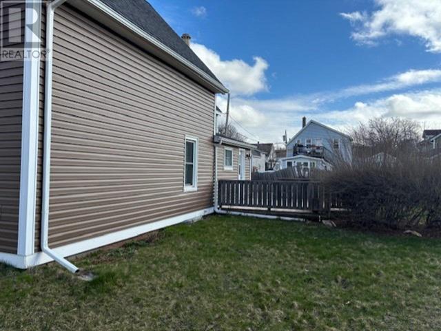 398 Queen Street, House detached with 4 bedrooms, 2 bathrooms and null parking in Charlottetown PE | Image 6