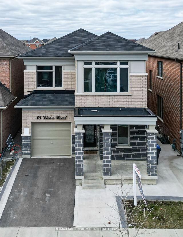 35 Divers Rd, House detached with 4 bedrooms, 3 bathrooms and 2 parking in Brampton ON | Image 1