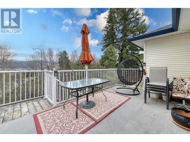 3648 Yorkton Road, House semidetached with 4 bedrooms, 3 bathrooms and 2 parking in West Kelowna BC | Image 24