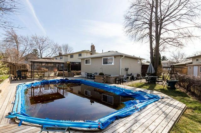 715 Coulson Ave, House detached with 3 bedrooms, 2 bathrooms and 5 parking in Milton ON | Image 32