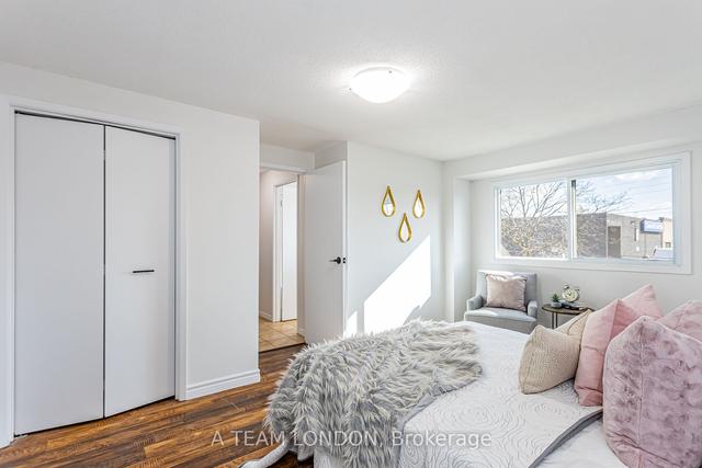 56 - 35 Waterman Ave, Townhouse with 3 bedrooms, 2 bathrooms and 1 parking in London ON | Image 8