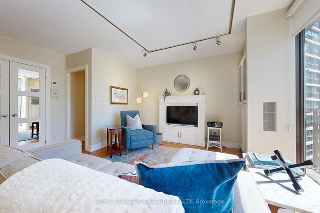 2634 - 33 Harbour Sq, Condo with 1 bedrooms, 1 bathrooms and 1 parking in Toronto ON | Image 36