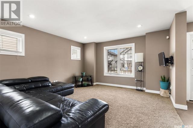 8821 Archer Lane, House detached with 4 bedrooms, 4 bathrooms and null parking in Regina SK | Image 7