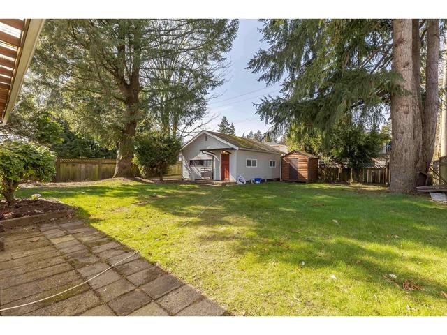 7045 142 Street, House detached with 5 bedrooms, 3 bathrooms and 3 parking in Surrey BC | Image 38