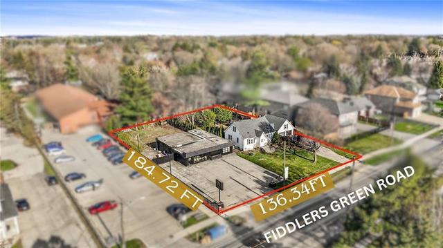 111 Fiddlers Green Road, House detached with 3 bedrooms, 1 bathrooms and 4 parking in Hamilton ON | Image 2