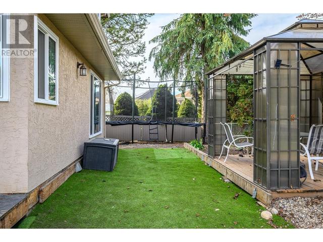 4416 9 Street, House detached with 5 bedrooms, 2 bathrooms and 2 parking in Vernon BC | Image 38