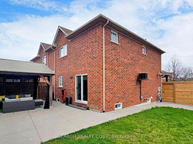 20 Bramcedar Cres, House semidetached with 3 bedrooms, 4 bathrooms and 3 parking in Brampton ON | Image 25