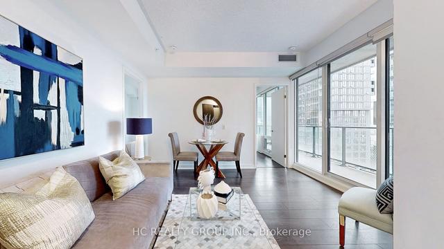 2311 - 125 Blue Jays Way, Condo with 3 bedrooms, 2 bathrooms and 1 parking in Toronto ON | Image 3