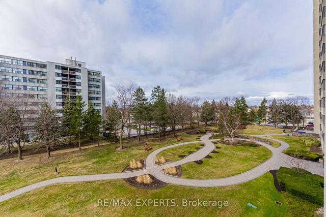 410 - 2350 Bridletowne Circ, Condo with 2 bedrooms, 2 bathrooms and 2 parking in Toronto ON | Image 2