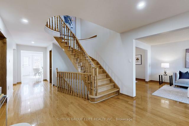 374 Ceremonial Dr, House detached with 4 bedrooms, 4 bathrooms and 4 parking in Mississauga ON | Image 12
