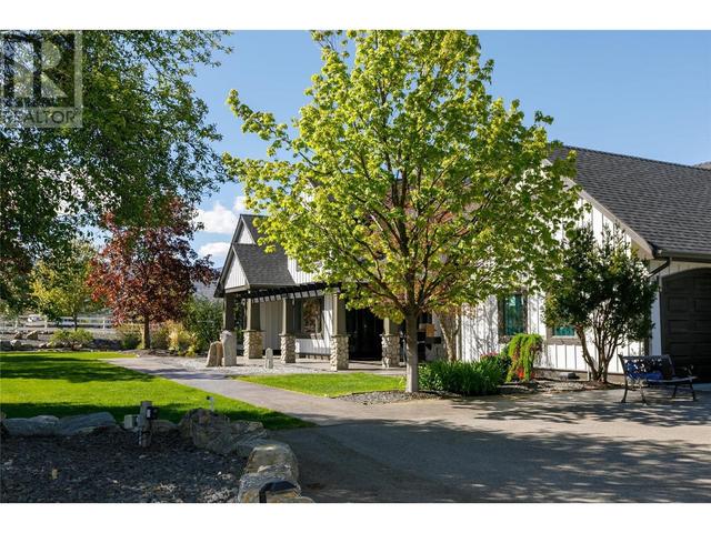 2375 Grantham Road, House detached with 4 bedrooms, 3 bathrooms and 13 parking in Kelowna BC | Image 5